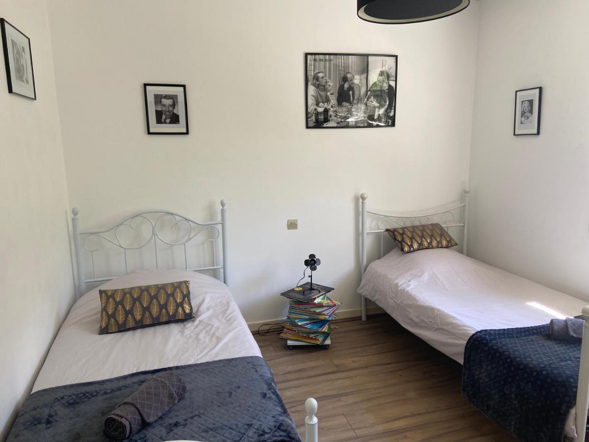 Villa 8 Personnes O Mes Anges 波讷地区圣朱利安 外观 照片
